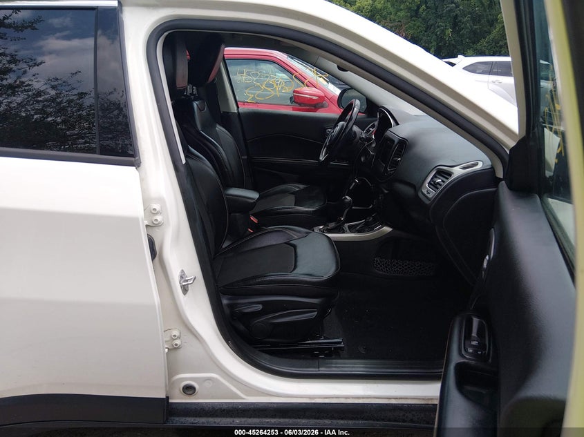 2020 Jeep Compass VIN 3C4NJDBB4LT228857 IAAI salvage auction — FRONT END, Salvage (Missouri), sold $2,450 on 2026-07-20 (photo 5)