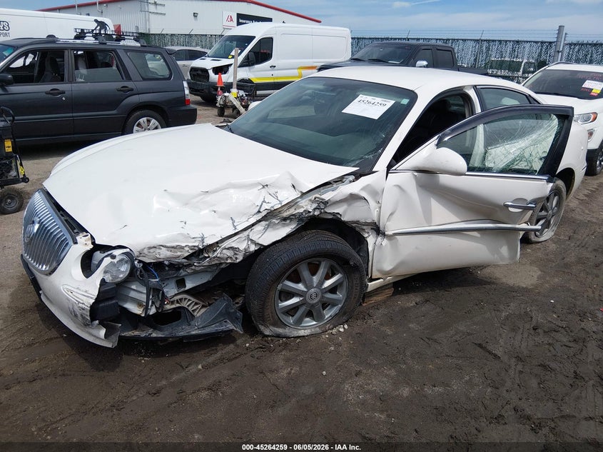 2008 Buick Lacrosse VIN 2G4WD582681251019 IAAI salvage auction — FRONT END, Salvage (Kansas), sold $400 on 2026-07-31 (photo 2)