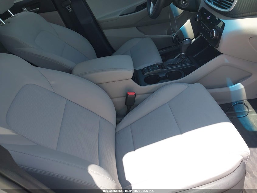 2019 Hyundai Tucson VIN KM8J2CA48KU925344 IAAI salvage auction — HAIL, Salvage Title, sold $3,300 on 2026-07-20 (photo 5)