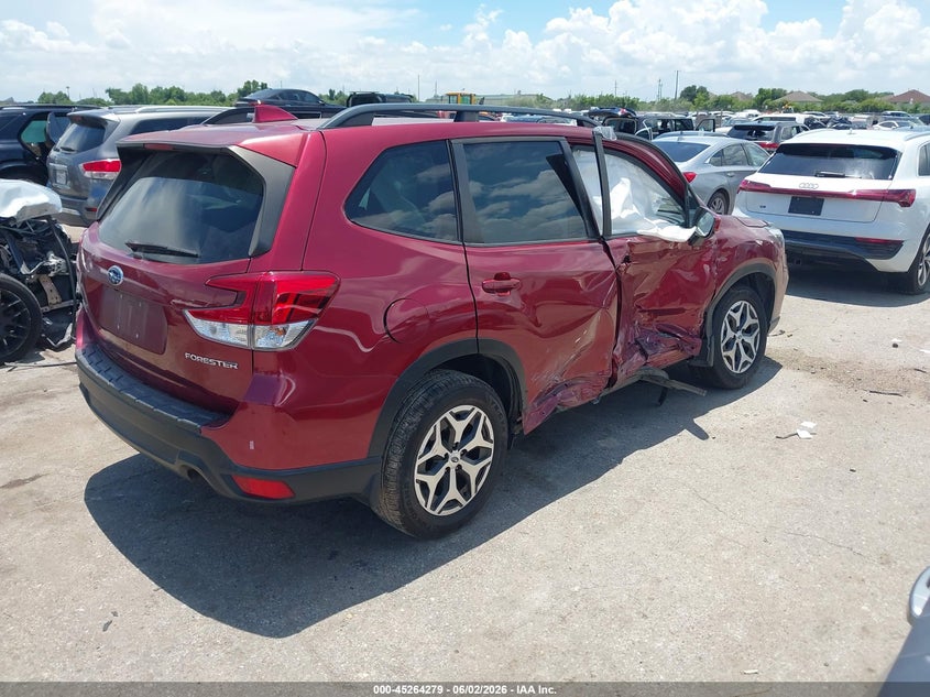2021 Subaru Forester VIN JF2SKAJC9MH471395 IAAI salvage auction — LEFT & RIGHT, Salvage Title, sold $2,100 on 2026-07-15 (photo 4)