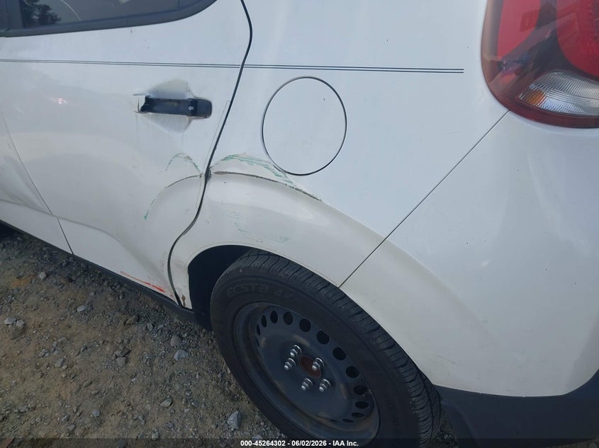 2020 Kia Soul VIN KNDJ23AU2L7067258 IAAI salvage auction — SIDE, Salvage (Georgia), sold $2,100 on 2026-07-28 (photo 6)