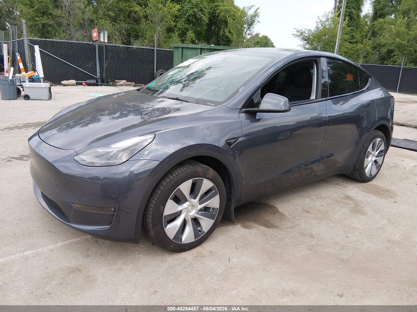 2023 Tesla Model y VIN 7SAYGDEE6PA199982 IAAI salvage auction — HAIL, Salvage Title, sold $14,100 on 2026-07-30 (photo 2)