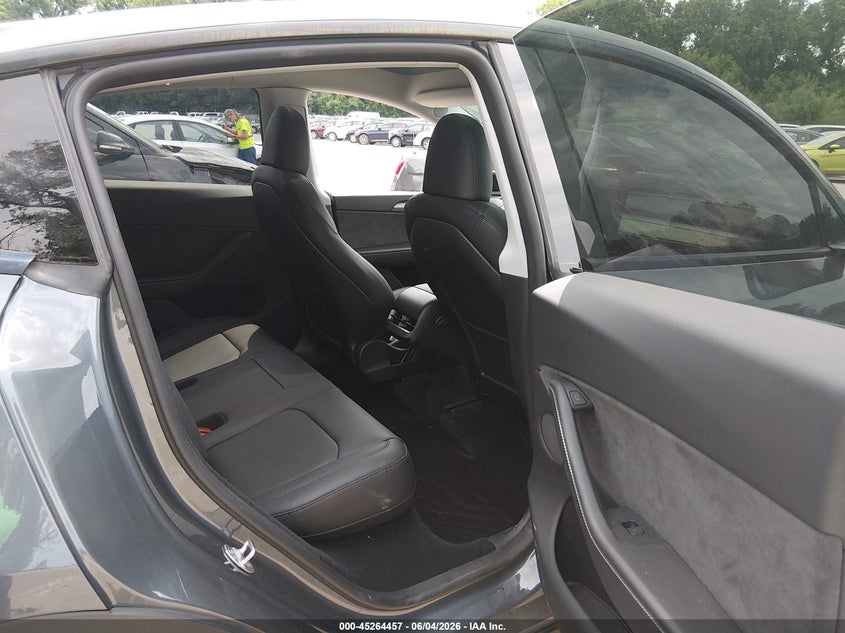 2023 Tesla Model y VIN 7SAYGDEE6PA199982 IAAI salvage auction — HAIL, Salvage Title, sold $14,100 on 2026-07-30 (photo 8)