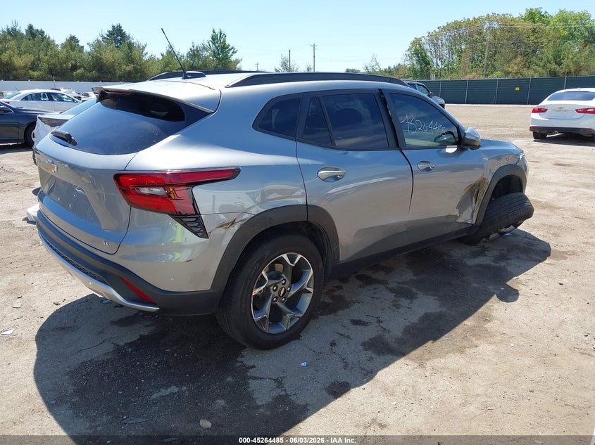 2025 Chevrolet Trax VIN KL77LHEPXSC317339 IAAI salvage auction — SIDE, Salvage Title, sold $5,300 on 2026-07-08 (photo 4)