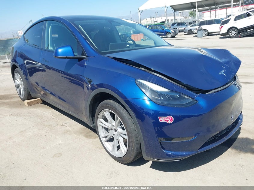 2024 Tesla Model y VIN 7SAYGDED2RF003579 IAAI salvage auction — FRONT END, Salvage Title, sold $9,600 on 2026-08-03 (photo 1)