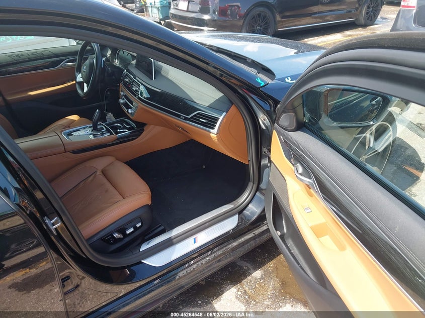 2019 BMW 7er VIN WBA7F0C58KGM24814 IAAI salvage auction — FRONT END, Salvage Title, sold $5,900 on 2026-07-15 (photo 5)