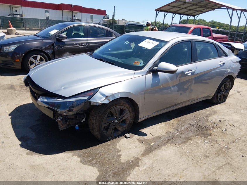 2021 Hyundai Elantra VIN 5NPLM4AG8MH017674 IAAI salvage auction — REAR END, Salvage (West Virginia), sold $1,250 on 2026-07-23 (photo 2)