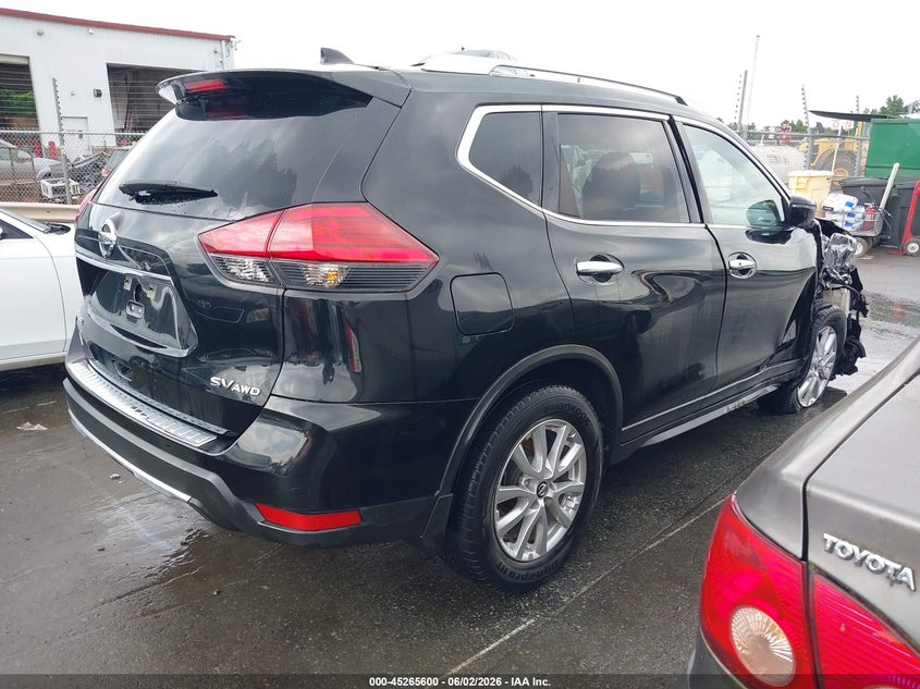 2017 Nissan Rogue VIN KNMAT2MV5HP505225 IAAI salvage auction — RIGHT FRONT, Salvage Title, sold $2,800 on 2026-07-20 (photo 4)