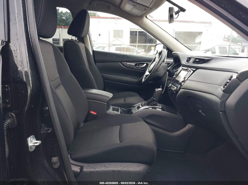 2017 Nissan Rogue VIN KNMAT2MV5HP505225 IAAI salvage auction — RIGHT FRONT, Salvage Title, sold $2,800 on 2026-07-20 (photo 5)