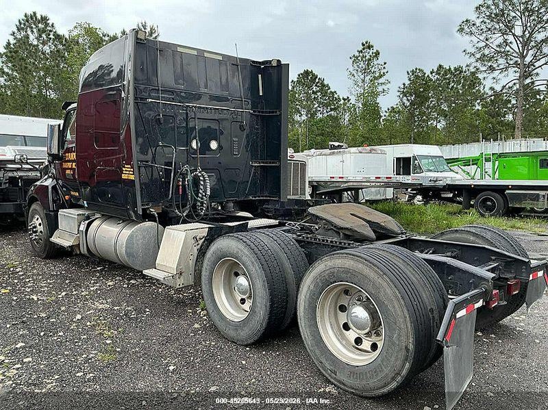 2019 International Lt VIN 3HSDZTZR1KN043712 IAAI salvage auction — UNKNOWN, Clear (South Carolina), sold $10,100 on 2026-07-29 (photo 3)