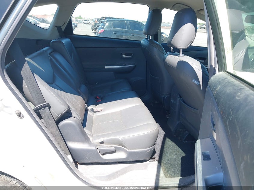 2013 Toyota Prius v VIN JTDZN3EU6D3191904 IAAI salvage auction — LEFT FRONT, Salvage Title, sold $1,600 on 2026-07-11 (photo 8)