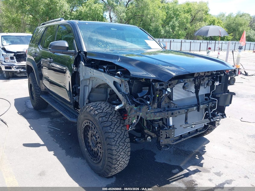 2026 Toyota 4runner VIN JTEVA5BR5T5116941 IAAI salvage auction — FRONT END, Wait Title, sold $40,200 on 2026-10-01 (photo 1)