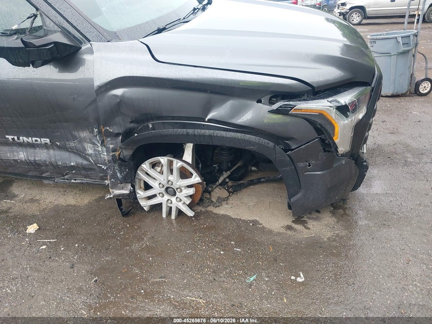 2022 Toyota Tundra VIN 5TFLA5DB7NX043350 IAAI salvage auction — RIGHT SIDE, Salvage - Greater Than 75% (Maryland), sold $14,750 on 2026-07-07 (photo 6)