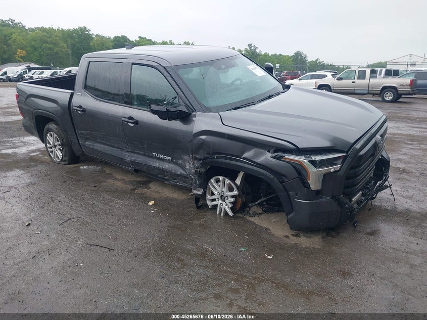 2022 Toyota Tundra VIN 5TFLA5DB7NX043350 IAAI salvage auction — RIGHT SIDE, Salvage - Greater Than 75% (Maryland), sold $14,750 on 2026-07-07 (photo 1)