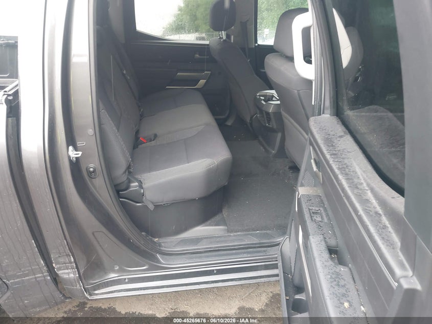 2022 Toyota Tundra VIN 5TFLA5DB7NX043350 IAAI salvage auction — RIGHT SIDE, Salvage - Greater Than 75% (Maryland), sold $14,750 on 2026-07-07 (photo 8)