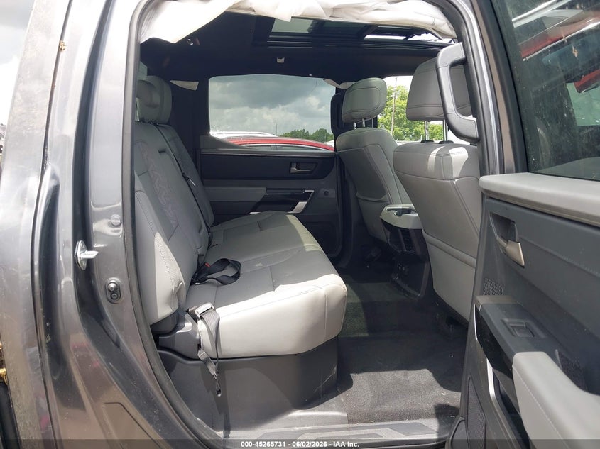 2025 Toyota Tundra VIN 5TFZA5AB1SX048134 IAAI salvage auction — ROLLOVER, Salvage (Louisiana), sold $12,000 on 2026-07-29 (photo 8)