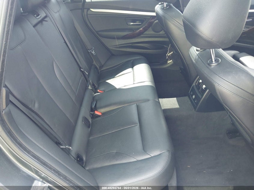 2015 BMW VIN WBA8Z5C50FD672345 IAAI salvage auction — NORMAL WEAR, Salvage Title, sold $1,025 on 2026-07-15 (photo 8)