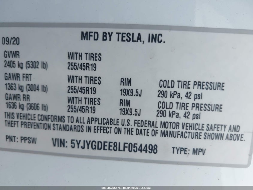 2020 Tesla Model y VIN 5YJYGDEE8LF054498 IAAI salvage auction — RIGHT FRONT, Salvage Title, sold $9,400 on 2026-07-13 (photo 9)
