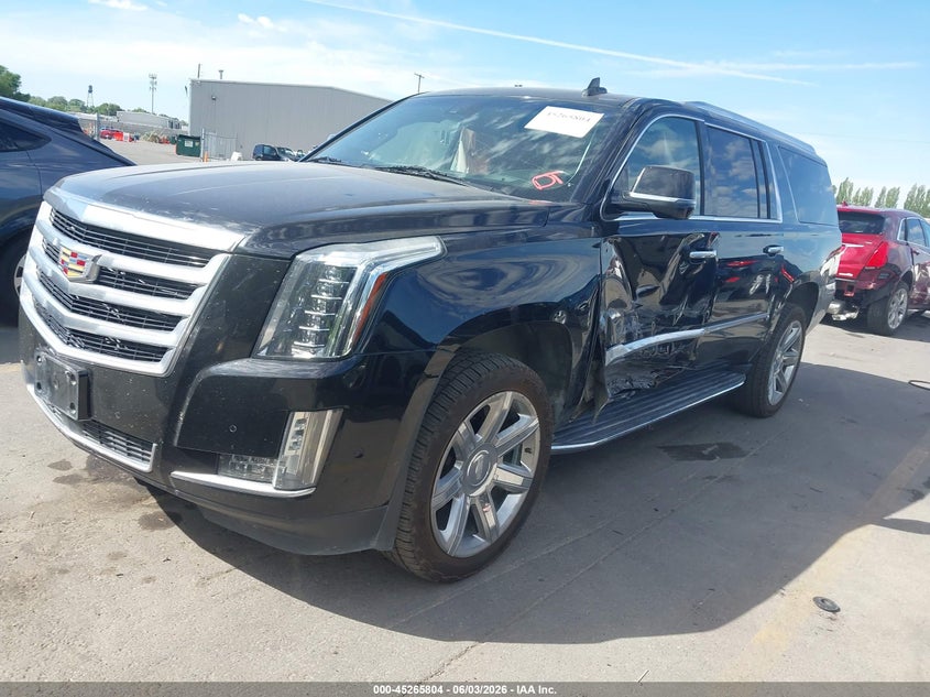 2019 Cadillac Escalade VIN 1GYS4JKJ3KR367007 IAAI salvage auction — SIDE, Salvage Title, sold $10,600 on 2026-07-30 (photo 2)