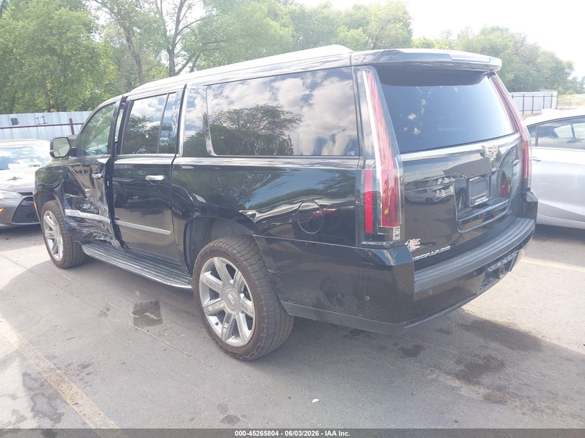 2019 Cadillac Escalade VIN 1GYS4JKJ3KR367007 IAAI salvage auction — SIDE, Salvage Title, sold $10,600 on 2026-07-30 (photo 3)