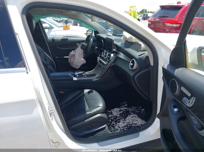 2016 Mercedes-benz Glc VIN WDC0G4JBXGF030434 IAAI salvage auction — FRONT END, Salvage Title, sold $2,875 on 2026-07-08 (photo 5)