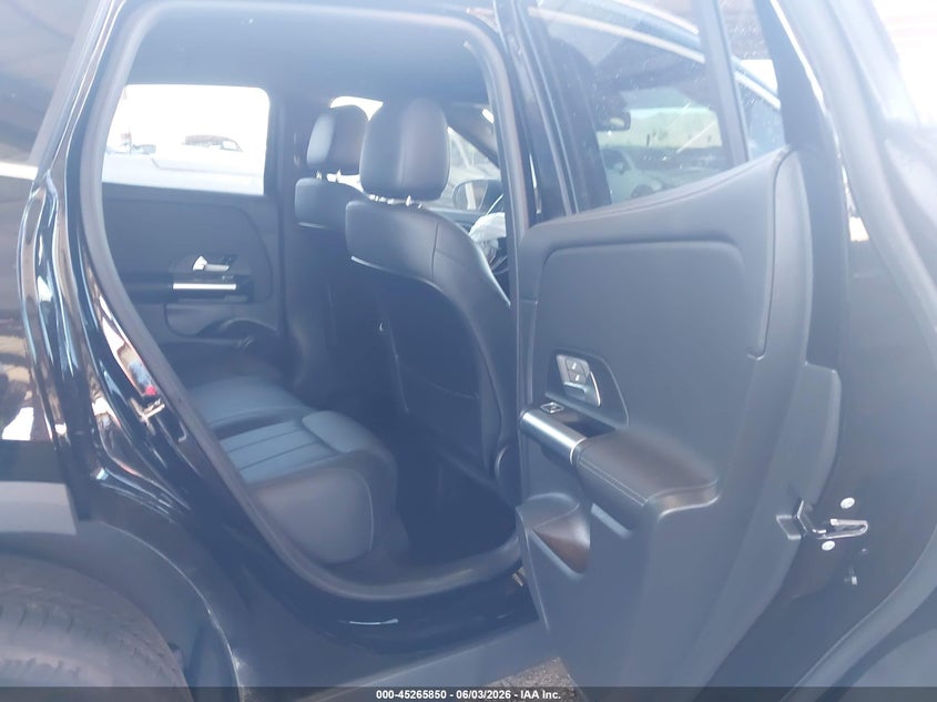 2023 Mercedes-benz Gla-klasse VIN W1N4N4GB9PJ473927 IAAI salvage auction — FRONT END, Salvage Title, sold $10,100 on 2026-07-08 (photo 8)