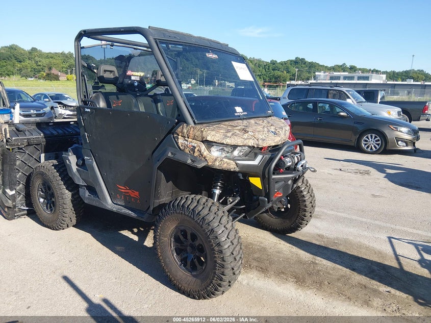 2021 Can-am/ brp Traxter VIN 3JBUWAX44MK002009 IAAI salvage auction — ROLLOVER, Salvage Title, sold $7,000 on 2026-07-29 (photo 1)