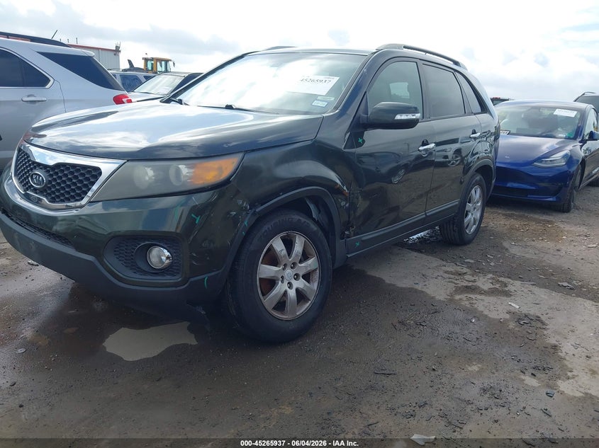 2011 Kia Sorento VIN 5XYKT4A11BG161257 IAAI salvage auction — LEFT FRONT, Salvage (Texas), sold $600 on 2026-07-08 (photo 2)
