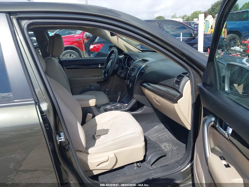 2011 Kia Sorento VIN 5XYKT4A11BG161257 IAAI salvage auction — LEFT FRONT, Salvage (Texas), sold $600 on 2026-07-08 (photo 5)