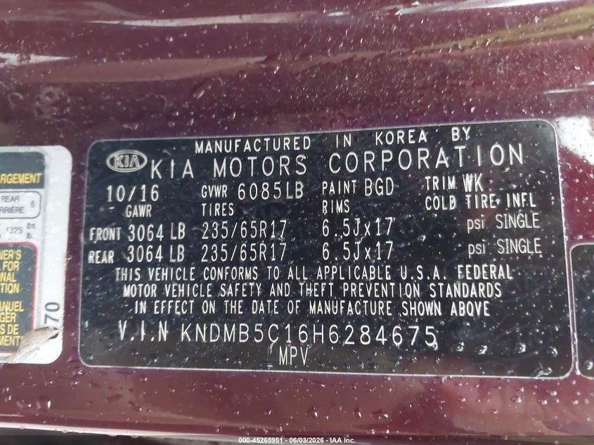 2017 Kia SEDONA VIN KNDMB5C16H6284675 IAAI salvage auction — RIGHT SIDE, Salvage Title, sold $1,550 on 2026-07-23 (photo 9)