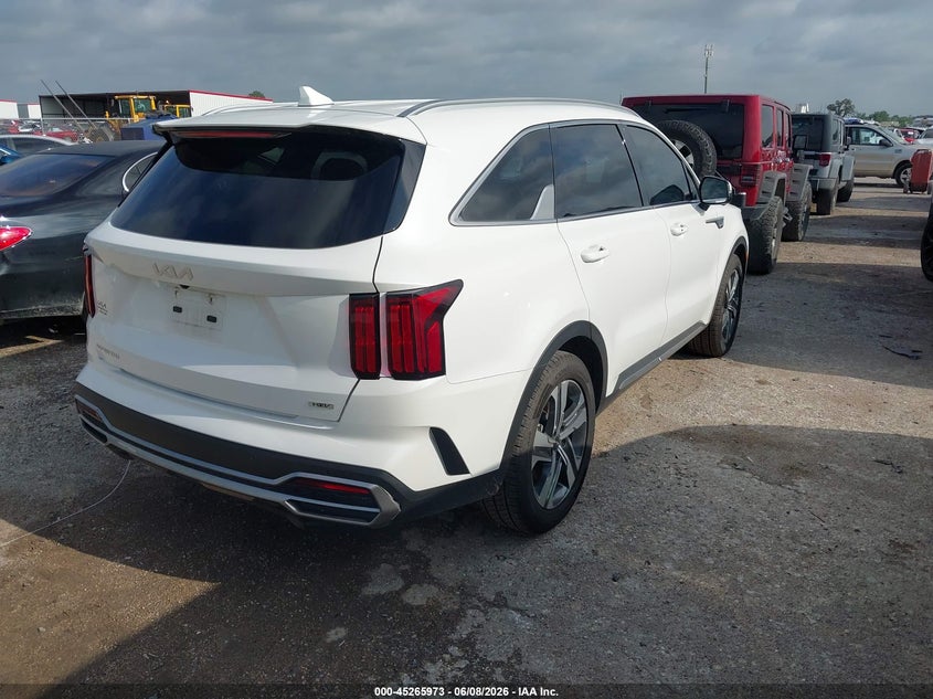 2023 Kia Sorento VIN KNDRKDLG3P5226046 IAAI salvage auction — LEFT SIDE, Salvage Title, sold $5,100 on 2026-07-28 (photo 4)