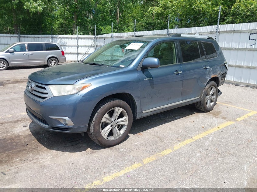 2013 Toyota Highlander VIN 5TDYK3EH3DS097291 IAAI salvage auction — LEFT SIDE, Salvage Title, sold $5,650 on 2026-07-13 (photo 2)