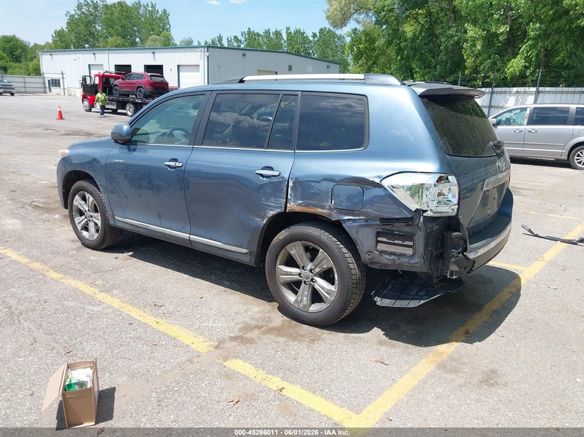 2013 Toyota Highlander VIN 5TDYK3EH3DS097291 IAAI salvage auction — LEFT SIDE, Salvage Title, sold $5,650 on 2026-07-13 (photo 3)