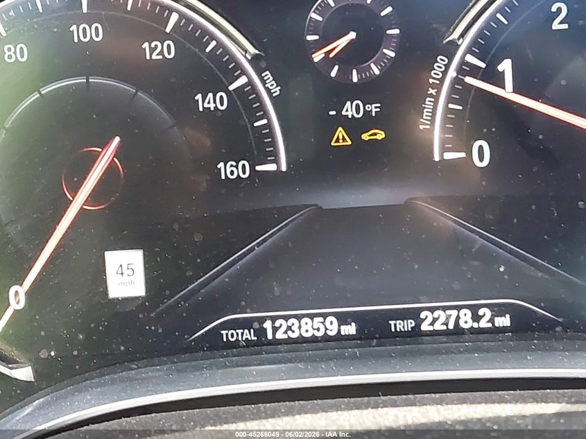 2019 BMW 7er VIN WBA7F0C5XKGM24653 IAAI salvage auction — RIGHT FRONT, Salvage Title, sold $5,600 on 2026-07-08 (photo 7)