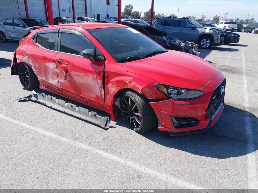 2020 Hyundai Veloster VIN KMHT36AH6LU007457 IAAI salvage auction — RIGHT FRONT, Salvage Title, sold $2,400 on 2026-07-13 (photo 1)