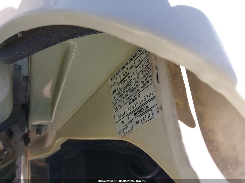 1987 Jaguar Xj series VIN SAJAV1343HC463885 IAAI salvage auction — NORMAL WEAR, Clear (Arizona), sold $1,825 on 2026-07-16 (photo 9)