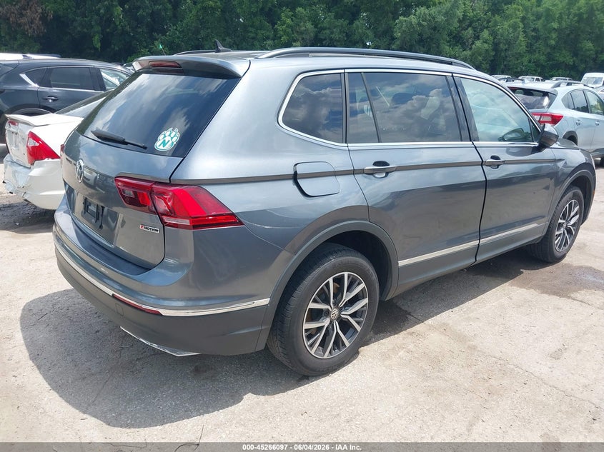 2020 Volkswagen Tiguan VIN 3VV2B7AX4LM071020 IAAI salvage auction — LEFT REAR, Salvage Title, sold $6,250 on 2026-07-22 (photo 4)