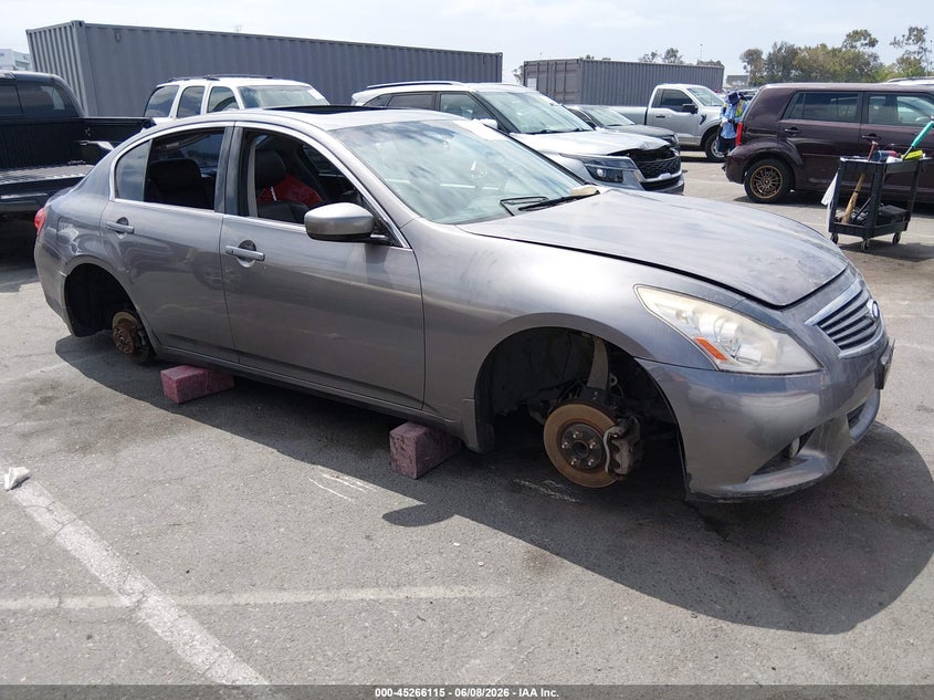 2013 Infiniti G VIN JN1CV6AP6DM719316 IAAI salvage auction — LEFT FRONT, Salvage Title, sold $925 on 2026-08-20 (photo 1)