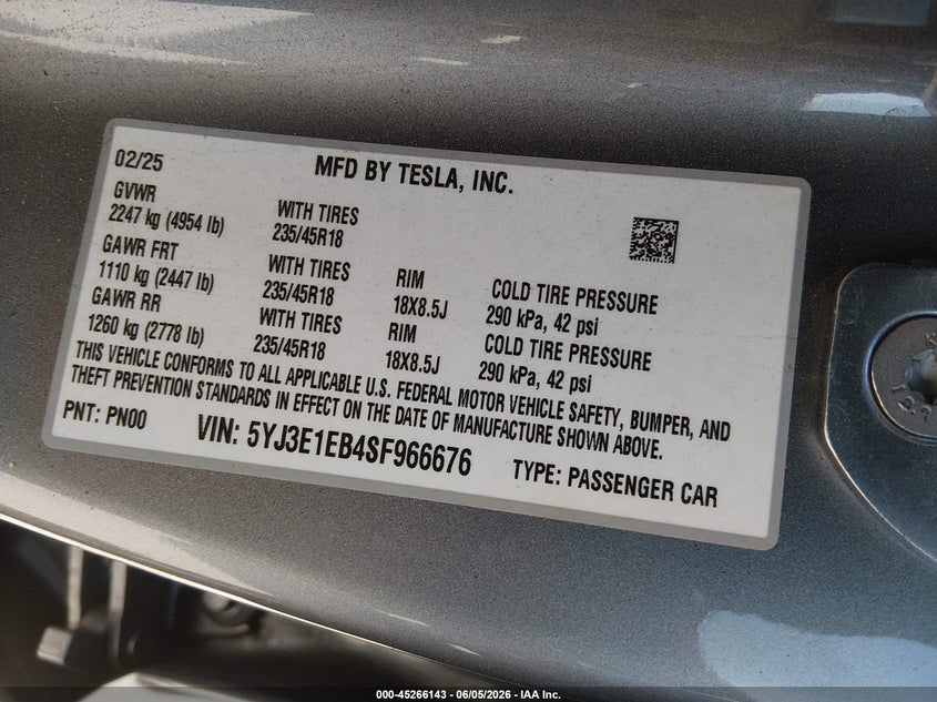 2025 Tesla Model 3 VIN 5YJ3E1EB4SF966676 IAAI salvage auction — LEFT FRONT, Salvage Title, sold $12,700 on 2026-07-09 (photo 9)