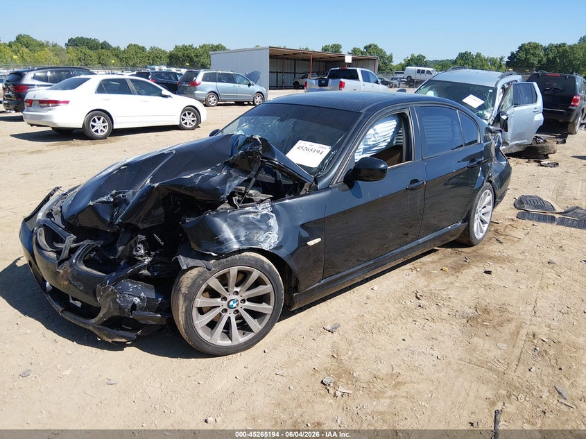 2011 BMW 3er VIN WBAPH7C52BA802194 IAAI salvage auction — FRONT END, Clear (Tennessee), sold $300 on 2026-07-15 (photo 2)