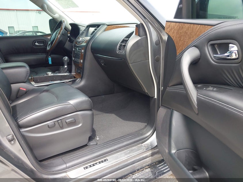 2017 Infiniti Qx80 VIN JN8AZ2NEXH9155404 IAAI salvage auction — HAIL, Salvage Title, sold $4,050 on 2026-07-09 (photo 5)