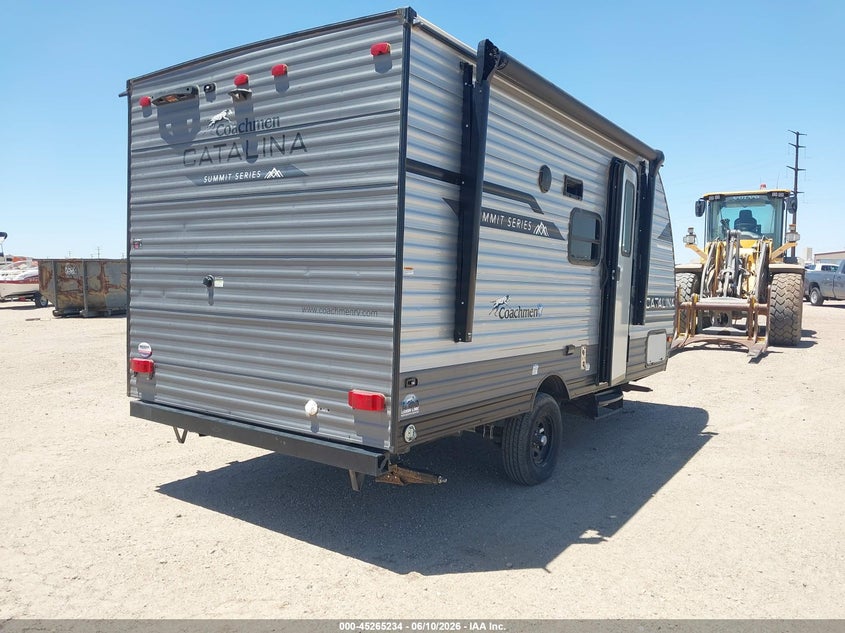 2024 Coachmen Catalina VIN 5ZT2CAEC2RK006732 IAAI salvage auction — HAIL, Original (Texas), sold $3,300 on 2026-09-22 (photo 4)