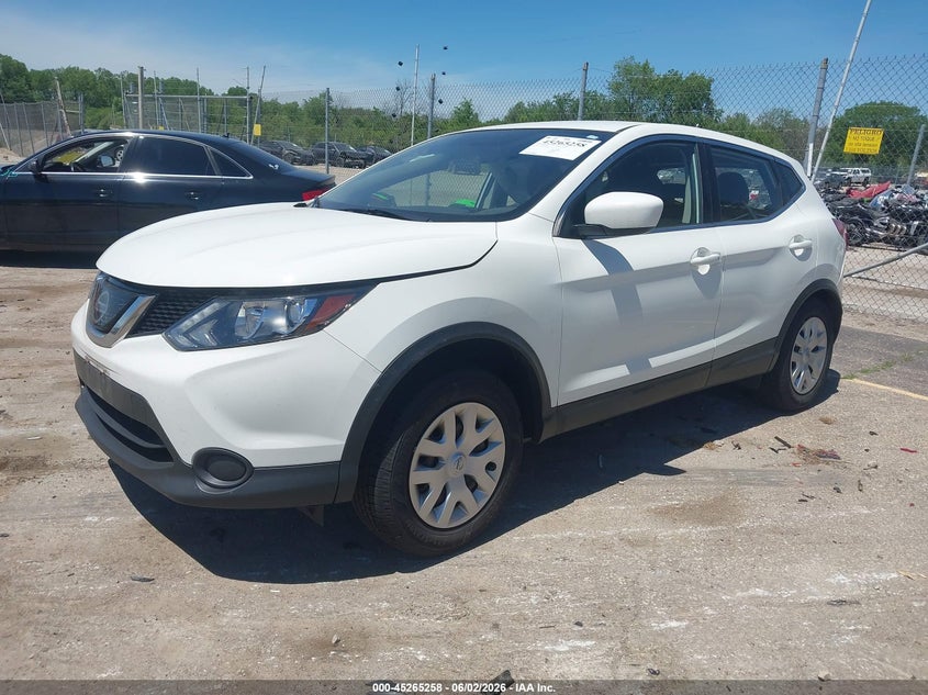 2019 Nissan Rogue VIN JN1BJ1CR8KW317369 IAAI salvage auction — RIGHT REAR, Salvage Title, sold $1,300 on 2026-07-09 (photo 2)