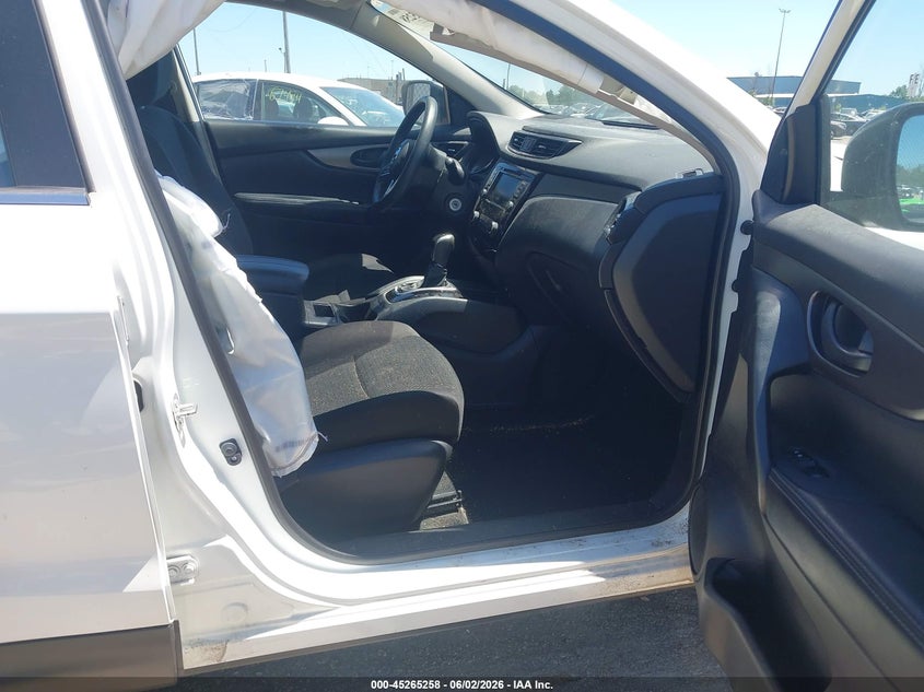 2019 Nissan Rogue VIN JN1BJ1CR8KW317369 IAAI salvage auction — RIGHT REAR, Salvage Title, sold $1,300 on 2026-07-09 (photo 5)