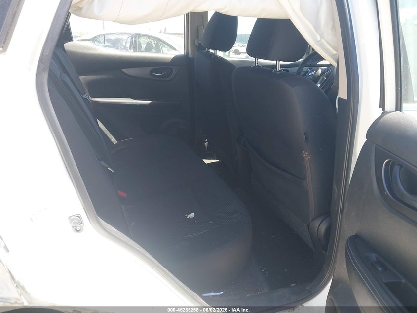 2019 Nissan Rogue VIN JN1BJ1CR8KW317369 IAAI salvage auction — RIGHT REAR, Salvage Title, sold $1,300 on 2026-07-09 (photo 8)