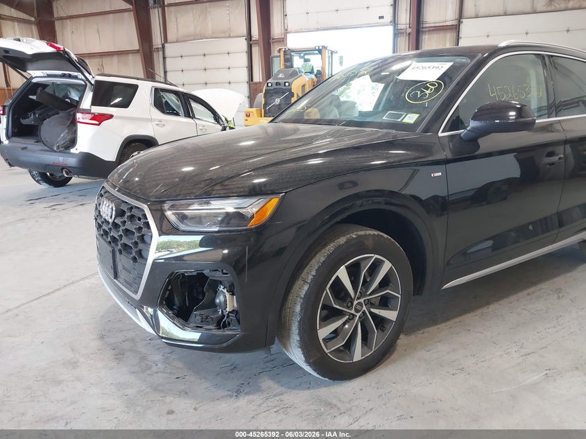 2024 Audi Q5 VIN WA1GAAFY9R2091747 IAAI salvage auction — LEFT FRONT, Mv-907A (New York), sold $25 on 2026-07-29 (photo 6)