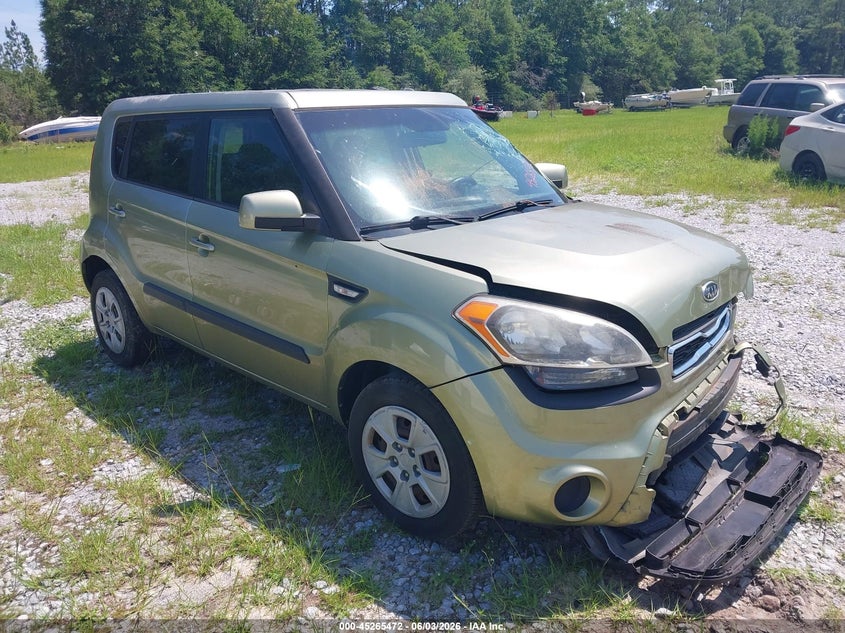 2012 Kia Soul VIN KNDJT2A52C7454392 IAAI salvage auction — LEFT FRONT, Salvage Title, sold $300 on 2026-07-23 (photo 1)