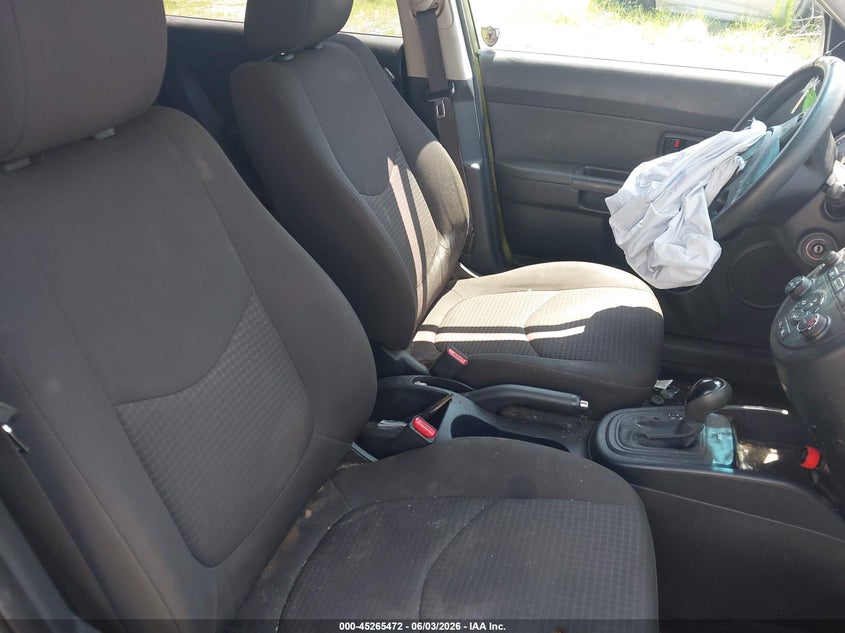 2012 Kia Soul VIN KNDJT2A52C7454392 IAAI salvage auction — LEFT FRONT, Salvage Title, sold $300 on 2026-07-23 (photo 5)