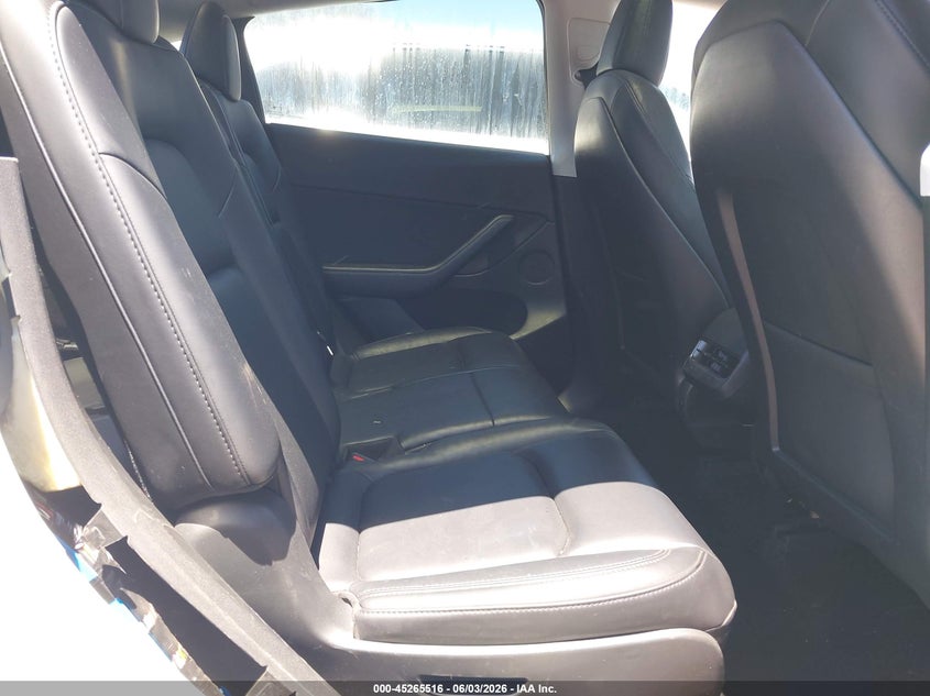 2022 Tesla Model y VIN 7SAYGAEE2NF316505 IAAI salvage auction — REAR END, Salvage Title, sold $10,700 on 2026-08-28 (photo 8)