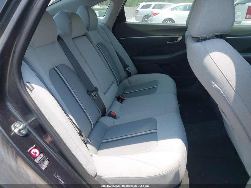 2021 Hyundai Sonata VIN 5NPEL4JA2MH114425 IAAI salvage auction — RIGHT FRONT, Salvage Title, sold $5,100 on 2026-07-14 (photo 8)